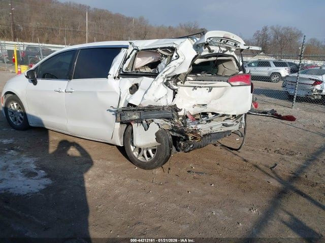 Driver Headlight With Quad Halogen VIN G Fits 17-20 PACIFICA 1869101