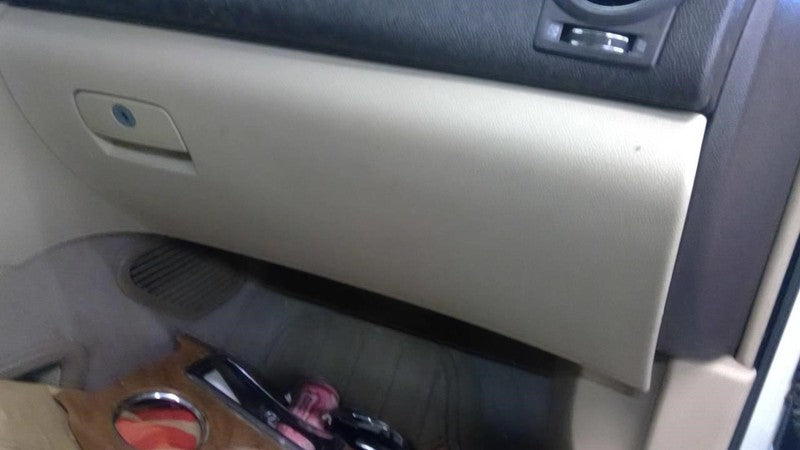 ENCLAVE   2011 Glove Box 2001025