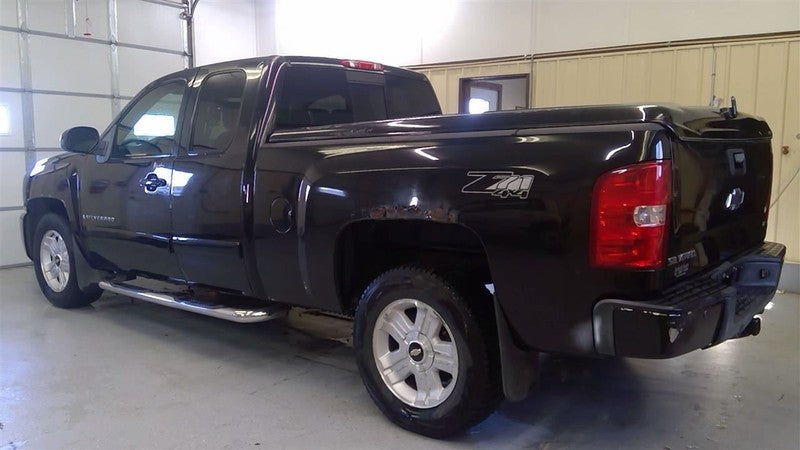 SILV15NEW 2007 Engine Cover 1632000