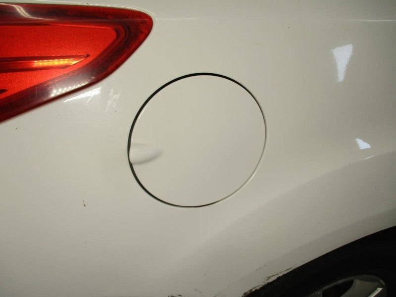 FOCUS     2012 Fuel Filler Door 1930308