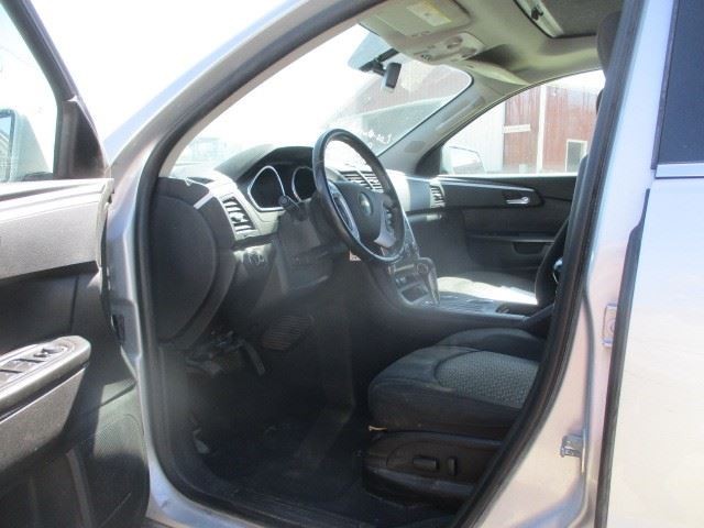 Passenger Corner/Park Light Park Lamp-turn Signal Fits 09-12 TRAVERSE 