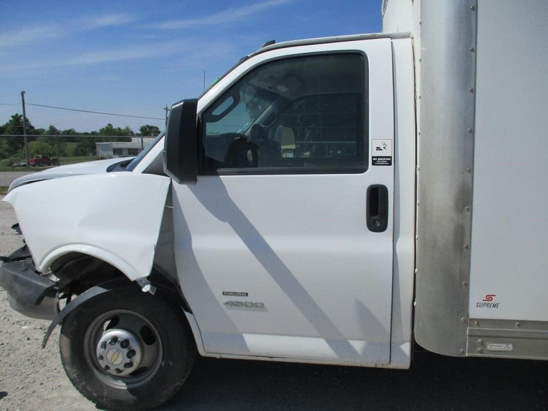 (LOCAL PICKUP ONLY) EXPRESS45 2019 Rear Leaf Spring 1933046