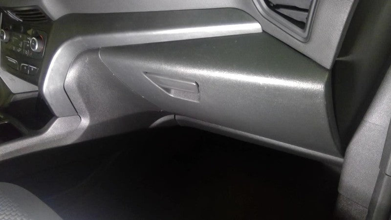ESCAPE    2018 Glove Box 2016890
