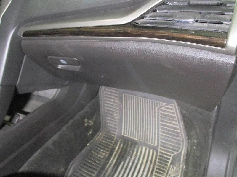 FUSION    2014 Glove Box 2021024