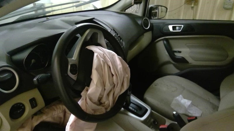 FIESTA    2016 Glove Box 1733598