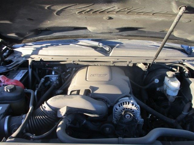 Driver Left Tail Light Quarter Mounted Fits 07-14 ESCALADE 1588941