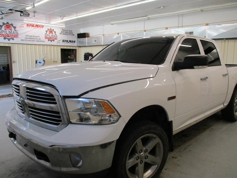 RAM1500   2015 Glove Box 1689333