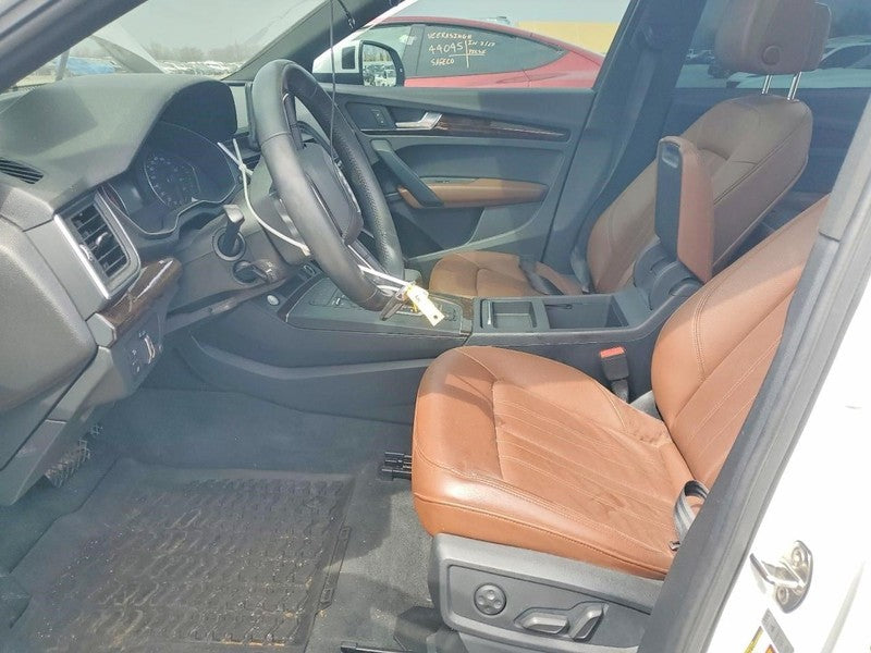 Q5 AUDI   2019 Fuse Box Cabin 1920139