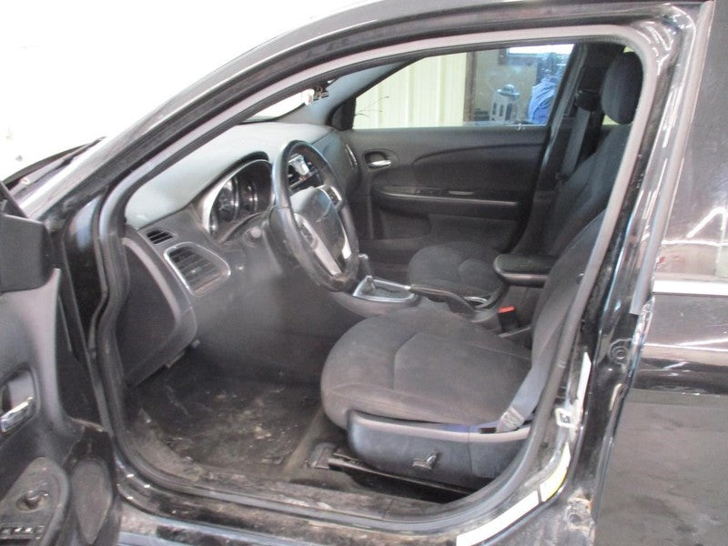 200       2013 Dash Bezel 1882073