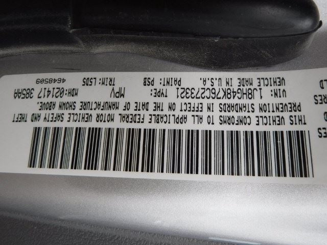 Grille Painted Fits 06 COMMANDER 1006840