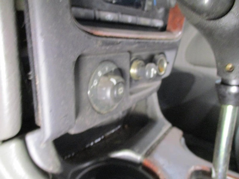 BRAVADA   2003 Dash/Interior/Seat Switch 1923464
