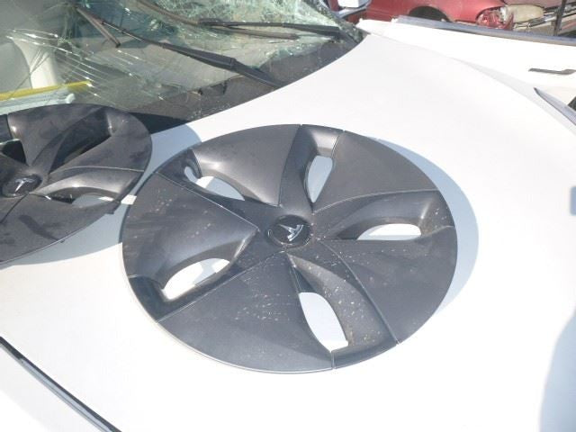 TESLA 3   2020 Wheel Cover HubCap 1528344