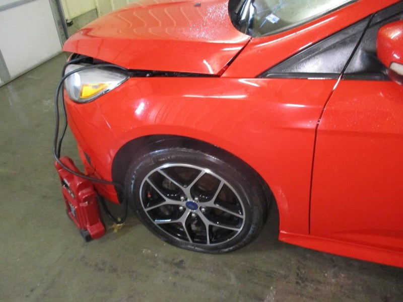 FOCUS     2015 Front Door Trim Panel 2061710