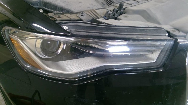 Passenger Right Headlight Xenon HID Fits 16-18 AUDI A6 1743222