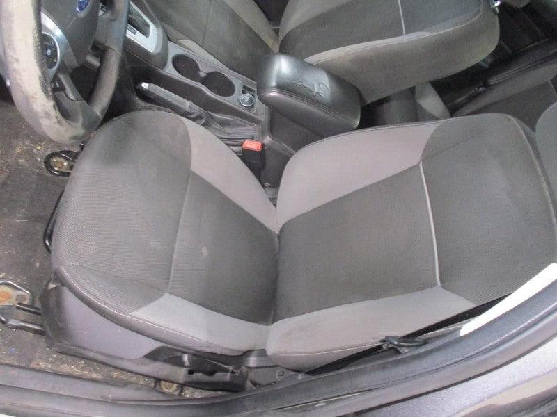 Driver Front Seat Bucket  Cloth Manual Fits 13-14 FOCUS 1641988