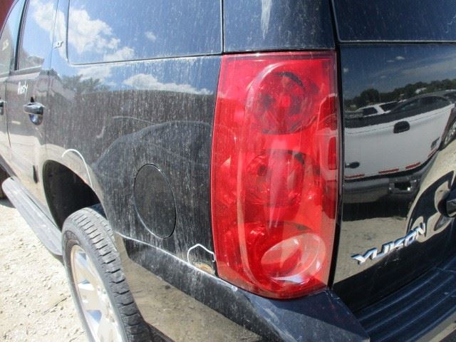 Passenger Side View Mirror Power Opt DL3 Fits 07-08 AVALANCHE 1500 140