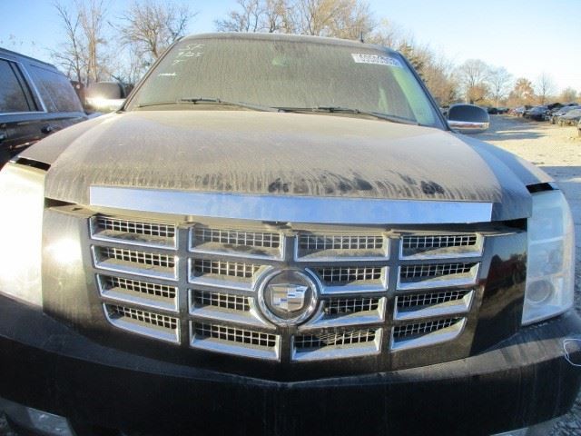 Driver Left Tail Light Quarter Mounted Fits 07-14 ESCALADE 1588941