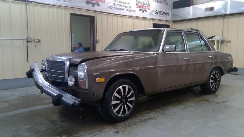 300D      1976 Transmission Shift 1942687