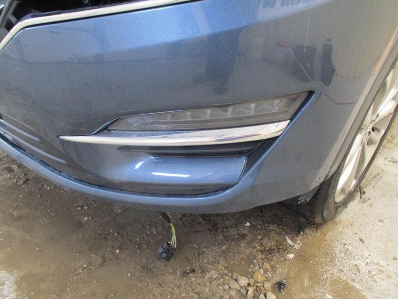 Brake Master Cylinder Fits 15-19 MKC 1736984