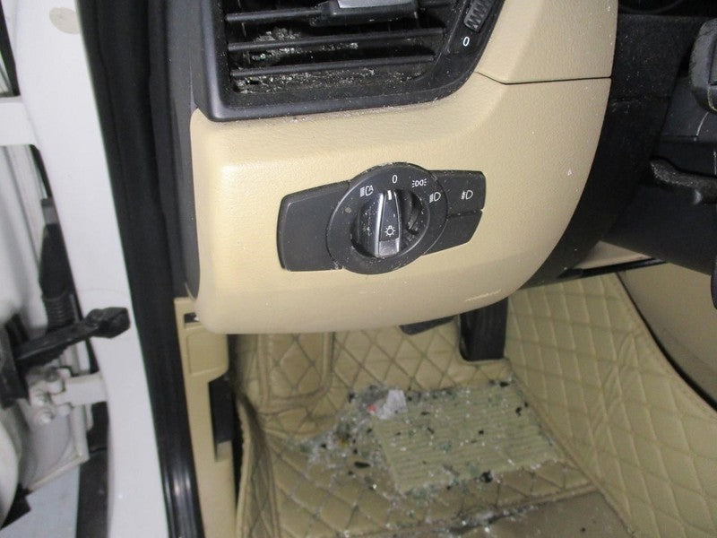 X1        2013 Dash/Interior/Seat Switch 1708776