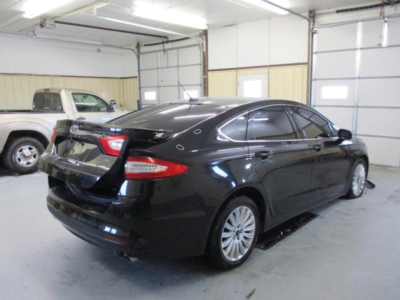 Driver Left Tail Light Lid Mounted Hybrid SE Fits 13-16 FUSION 1651891