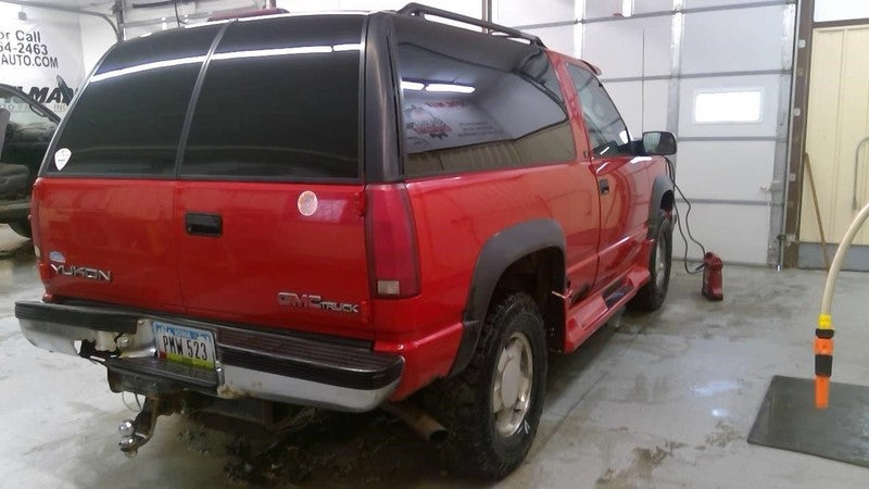 YUKON     1996 Owners Manual 1727391
