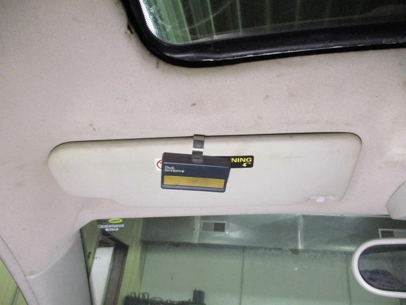 Driver Sun Visor Hatchback Without Garage Door Opener Fits 00-10 BEETL