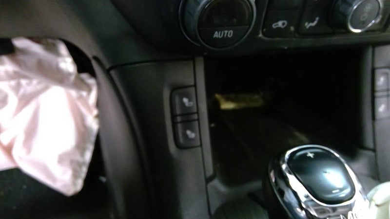 ACADIA    2017 Dash/Interior/Seat Switch 2033876