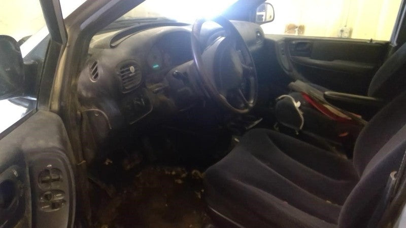 AC Compressor Without Rear AC Fits 01-04 CARAVAN 1931061