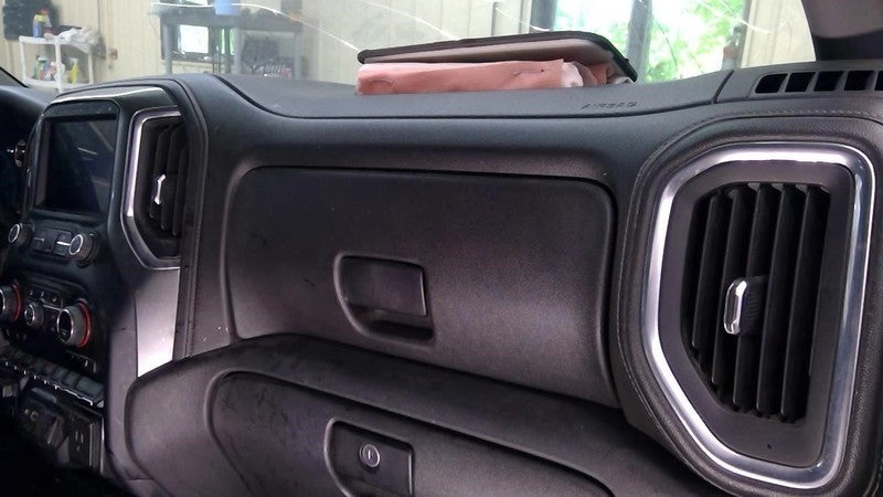 SILVRDO15 2019 Glove Box 1912433