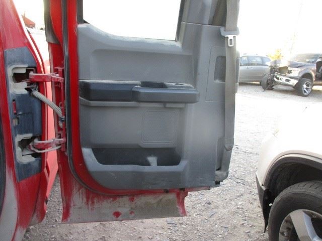 F150      2018 Door Trim Panel Rear 1614528