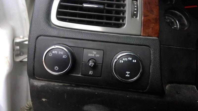 SUBURBN15 2013 Dash/Interior/Seat Switch 1909650