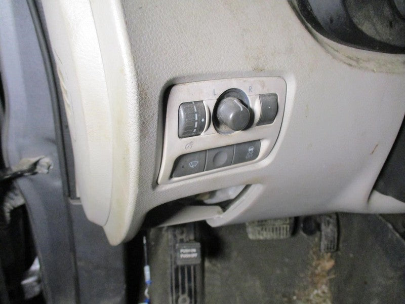 TRIBECA   2008 Dash/Interior/Seat Switch 2017605