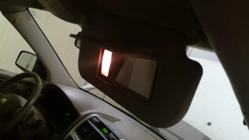 Passenger Right Sun Visor With Illumination Fits 09-10 SPORTAGE 185357