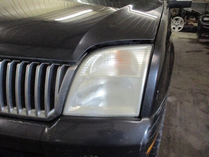 MOUNTNEER 2007 Dash Bezel 1743895