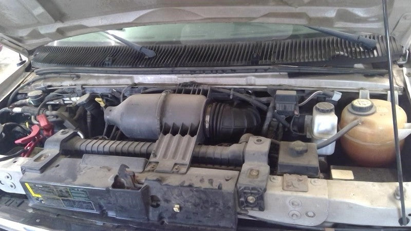 E350SD    2006 High Mounted Stop Light 1850943