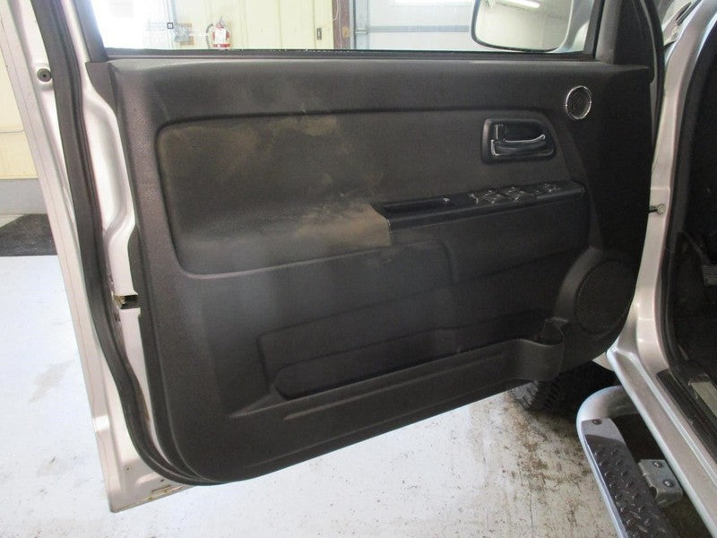 COLORADO  2012 Front Door Trim Panel 2028732