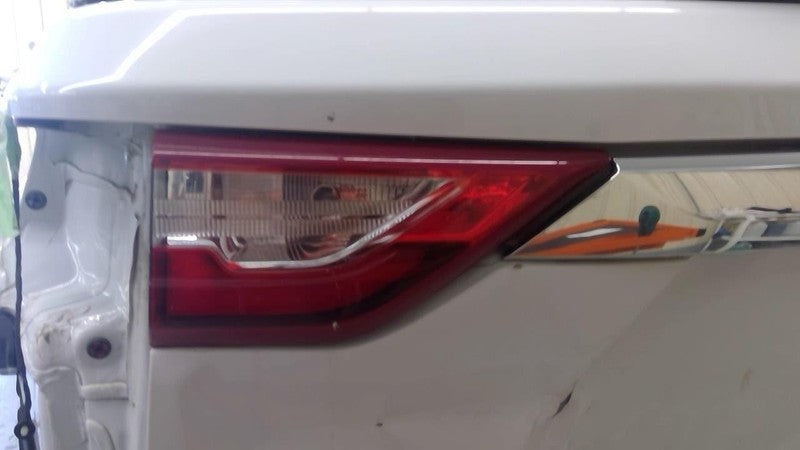 Driver Tail Light Lid Mounted Fits 18-21 TRAVERSE 1945034