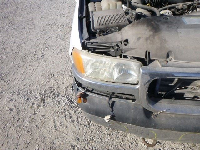 Passenger Front Door Glass Classic Style Fits 99-07 SIERRA 1500 PICKUP