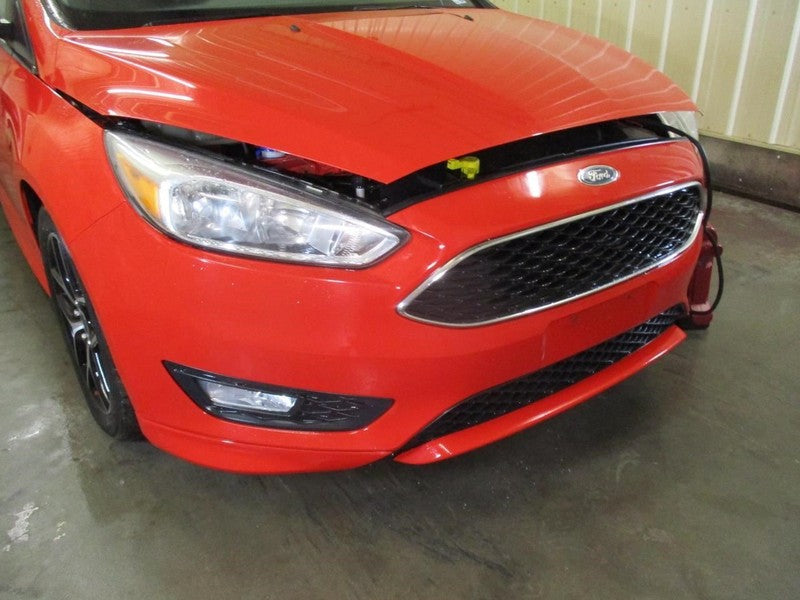 FOCUS     2015 Front Door Trim Panel 2061713