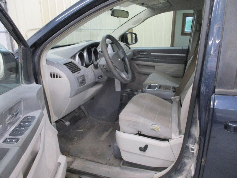 Info-GPS-TV Screen Player DVD Fits 08-12 CARAVAN 1910436