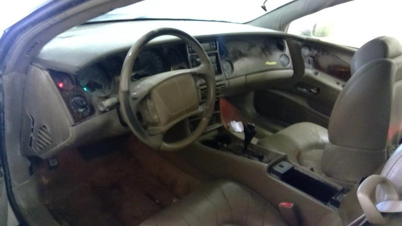 RIVIERA   1998 Glove Box 1923572