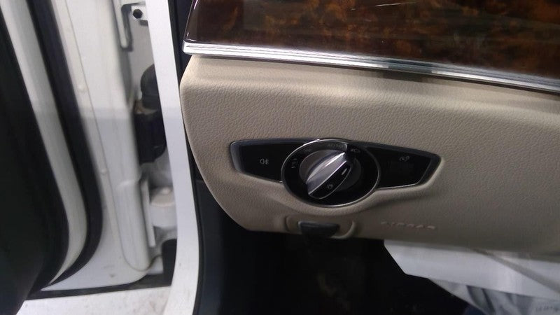 E300      2017 Dash/Interior/Seat Switch 1897923