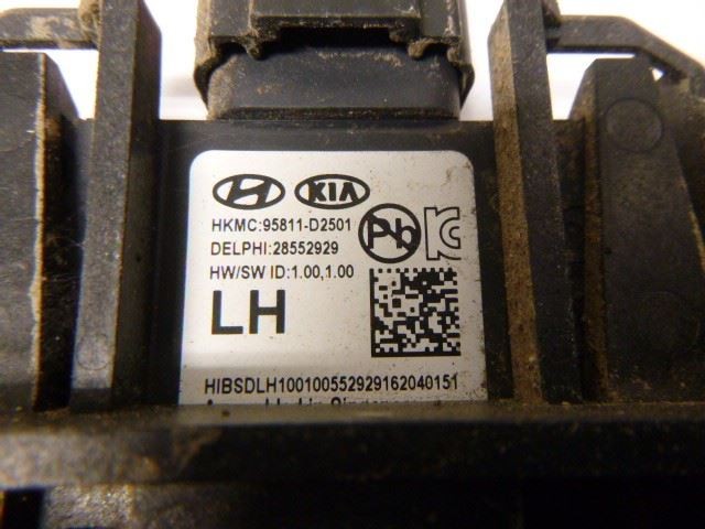 Driver Camera/Projector Radar Unit Behind Rear Bumper Fits 17-18 G90 1