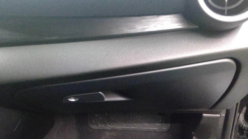 GIULIA    2017 Glove Box 1939281
