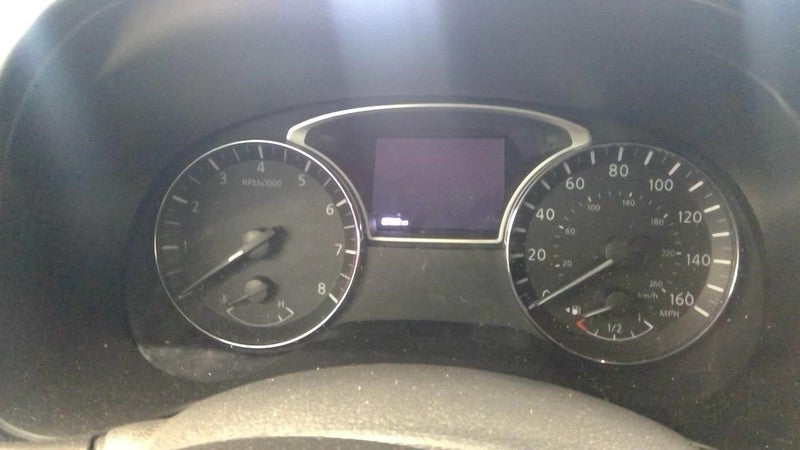 Passenger Right Front Knee Fits 16-20 INFINITI QX60 1913048