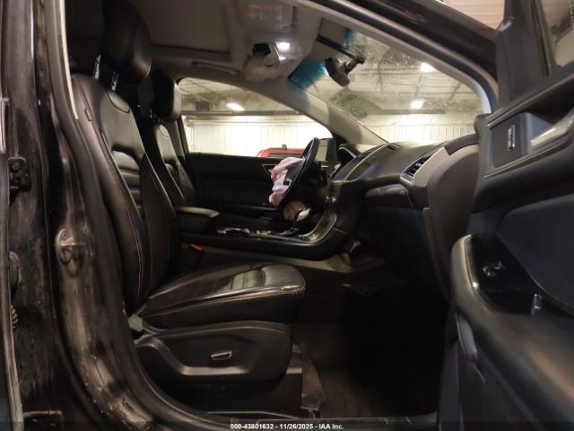 AC Compressor Fits 17-20 LINCOLN CONTINENTAL 1738580