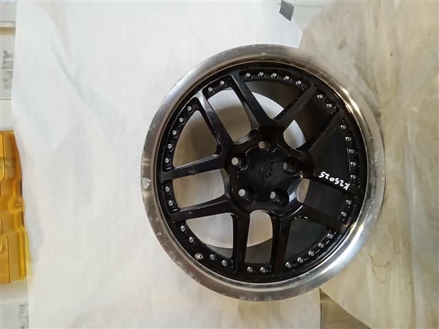 CORVETTE  1992 Wheel 1702881