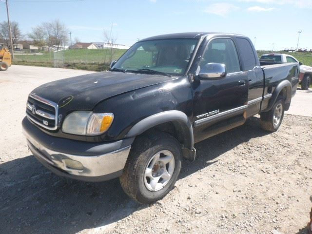 TUNDRA    2002 Keys/Latches/Locks 1559758