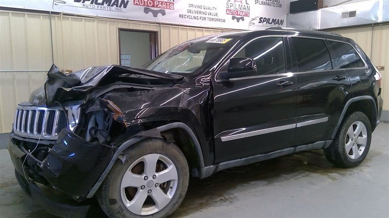 Passenger Headlight Halogen Laredo Fits 11-13 GRAND CHEROKEE 1714384